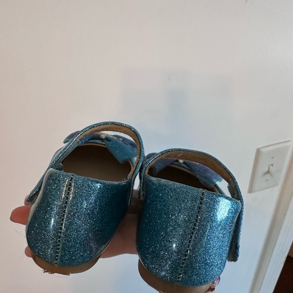 Princess Elsa Frozen glitter dress-up shoes - Picture 4 of 7